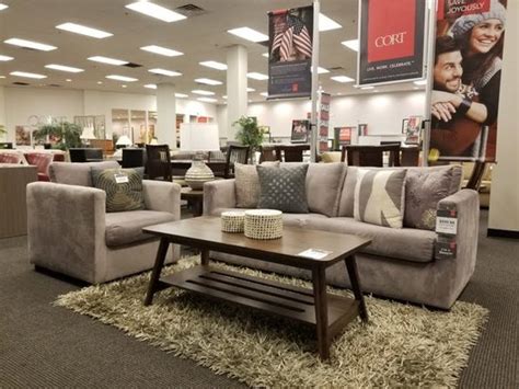 furniture outlet las vegas.